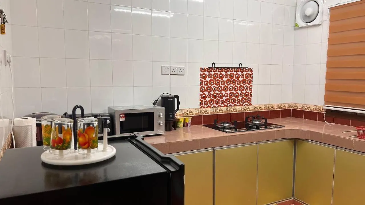 Дом отдыха Homestay Qaseh Bandar Dato Onn Джохор-Бару Малайзия