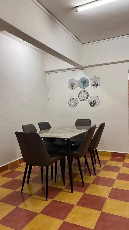 Homestay Qaseh Bandar Dato Onn Джохор-Бару